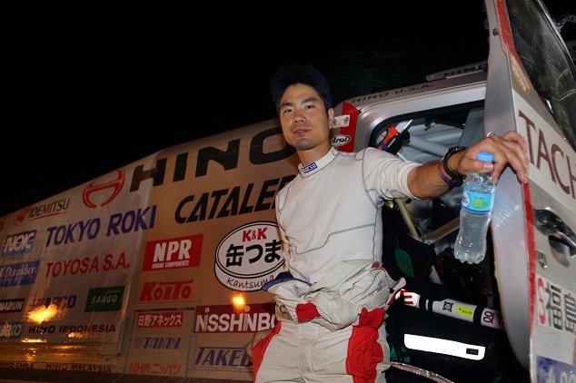 Hiroyuki Sugiura finishes navigation checks.