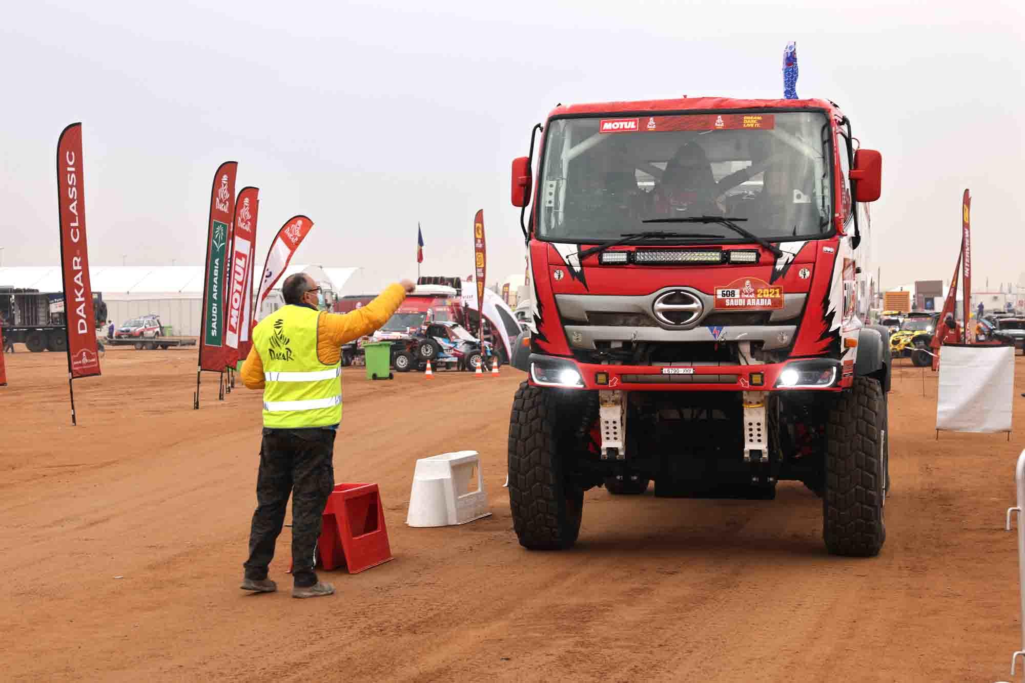 STAGE7:First Stage of the Second Half is a Marathon Stage with no Assisting Mechanics.　Crew finishes SS with rough road surfaces at 11th place.