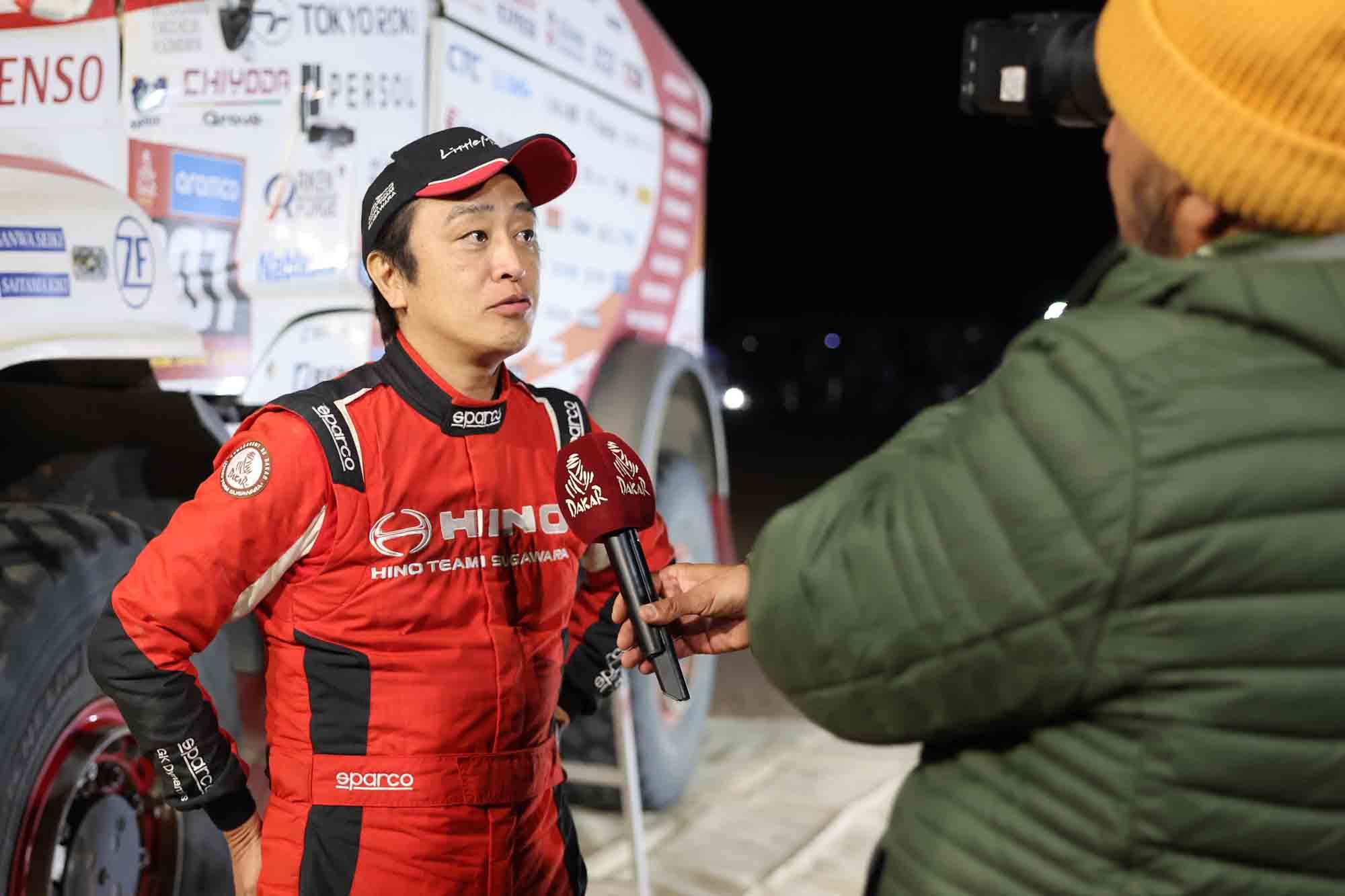Finished 10th on the stage of endurance on dusty and rickety roads.　Maintained 6th place in the truck category in the cumulative standings.