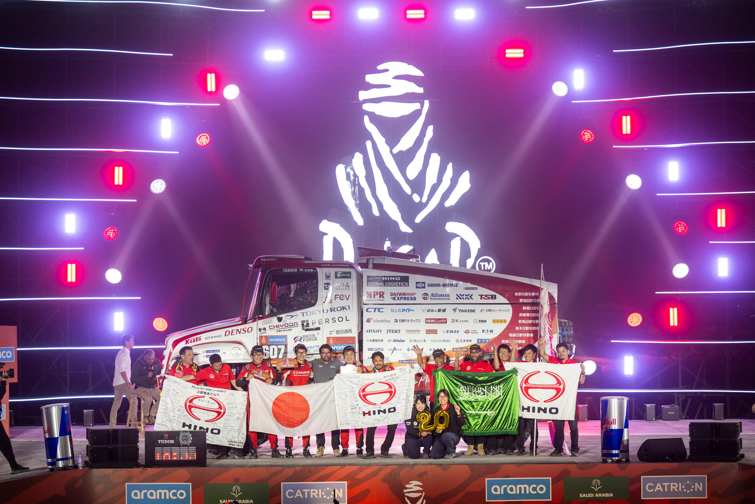 The team overcame a drivetrain problem and reached the finish line safely. The whole team worked together to win 13th place in the track category.