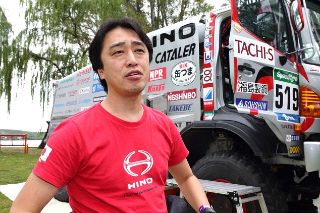 Teruhito Sugawara arrives at the bivouac in Villa Carlos Paz